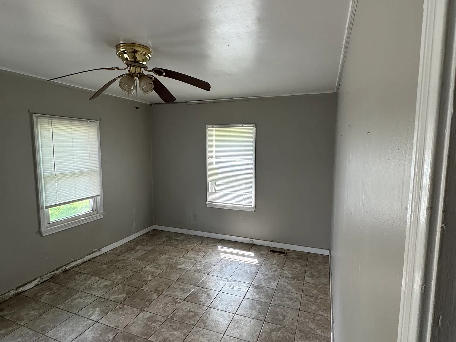 1700 Chickasawba St — Photo 2