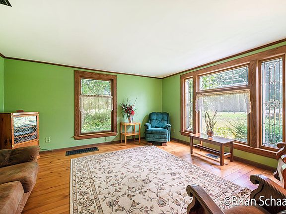 5th image of 8301 Herrington Ave NE