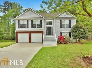 305 Cork Ln, Hampton, GA 30228