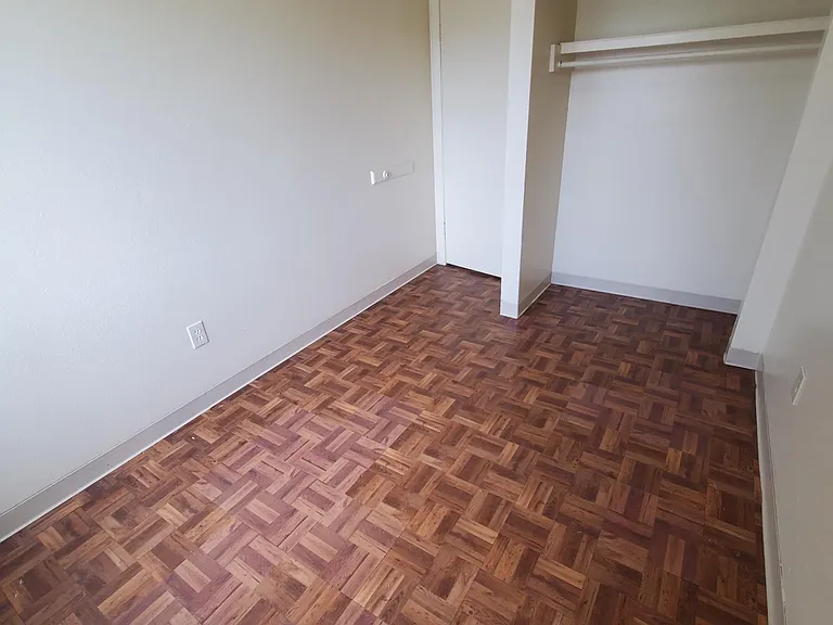Hampton Village Apartments — Photo 20