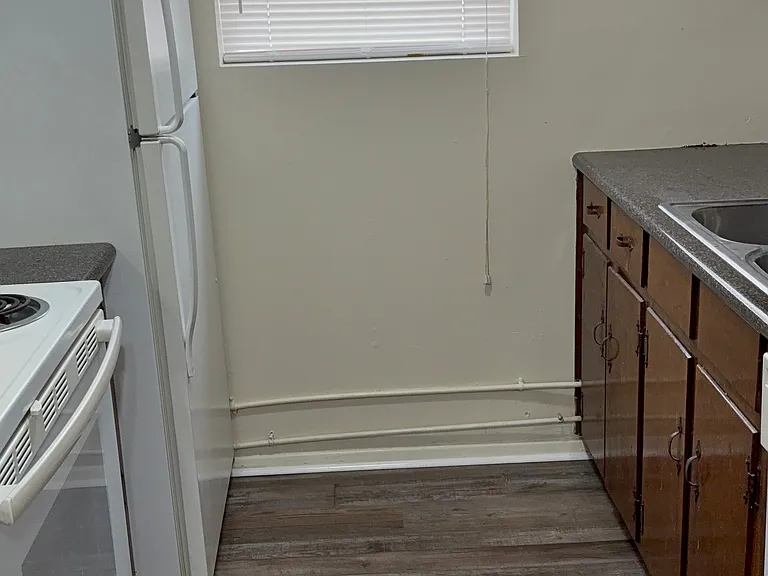 205 Durst Ave W #211C — Photo 5