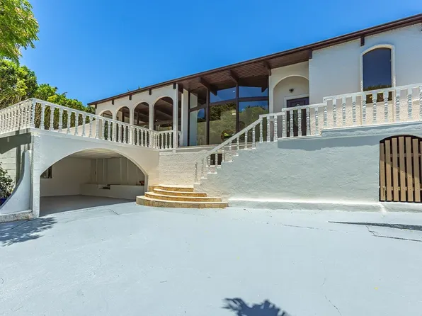 321 Hokulani St, Makawao, HI 96768