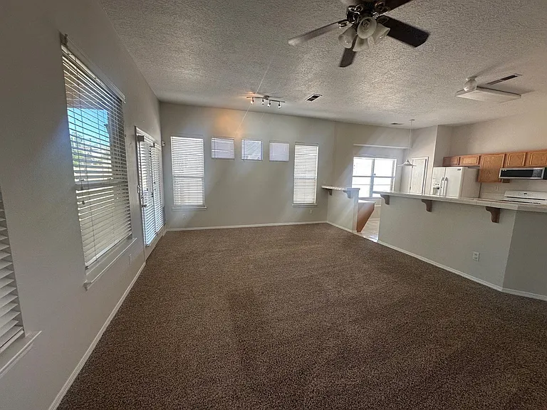 7300 Winslow Pl NW — Photo 2