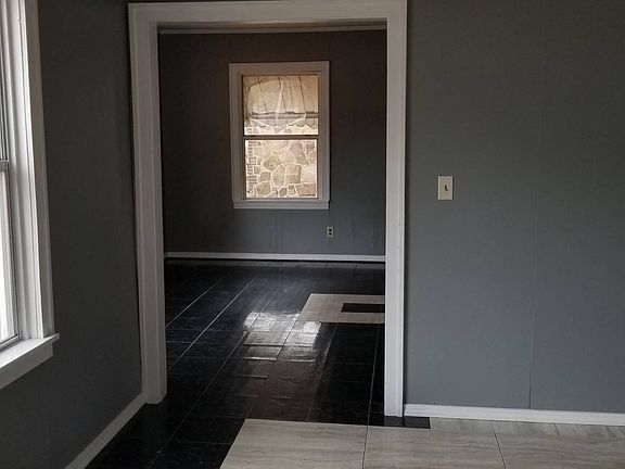 2nd image of 410 Fillmore St