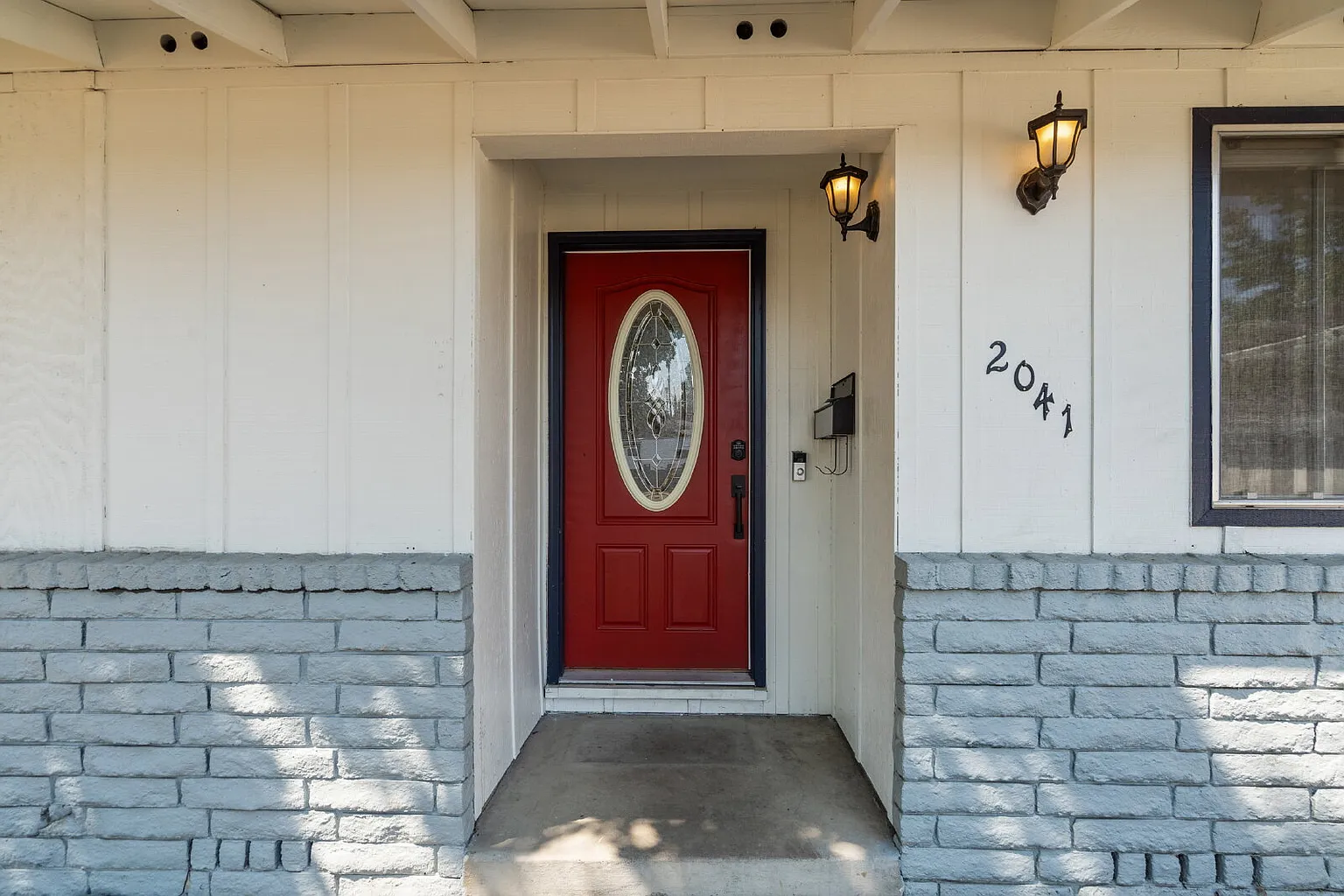 2041 Hybiscus St photo 1