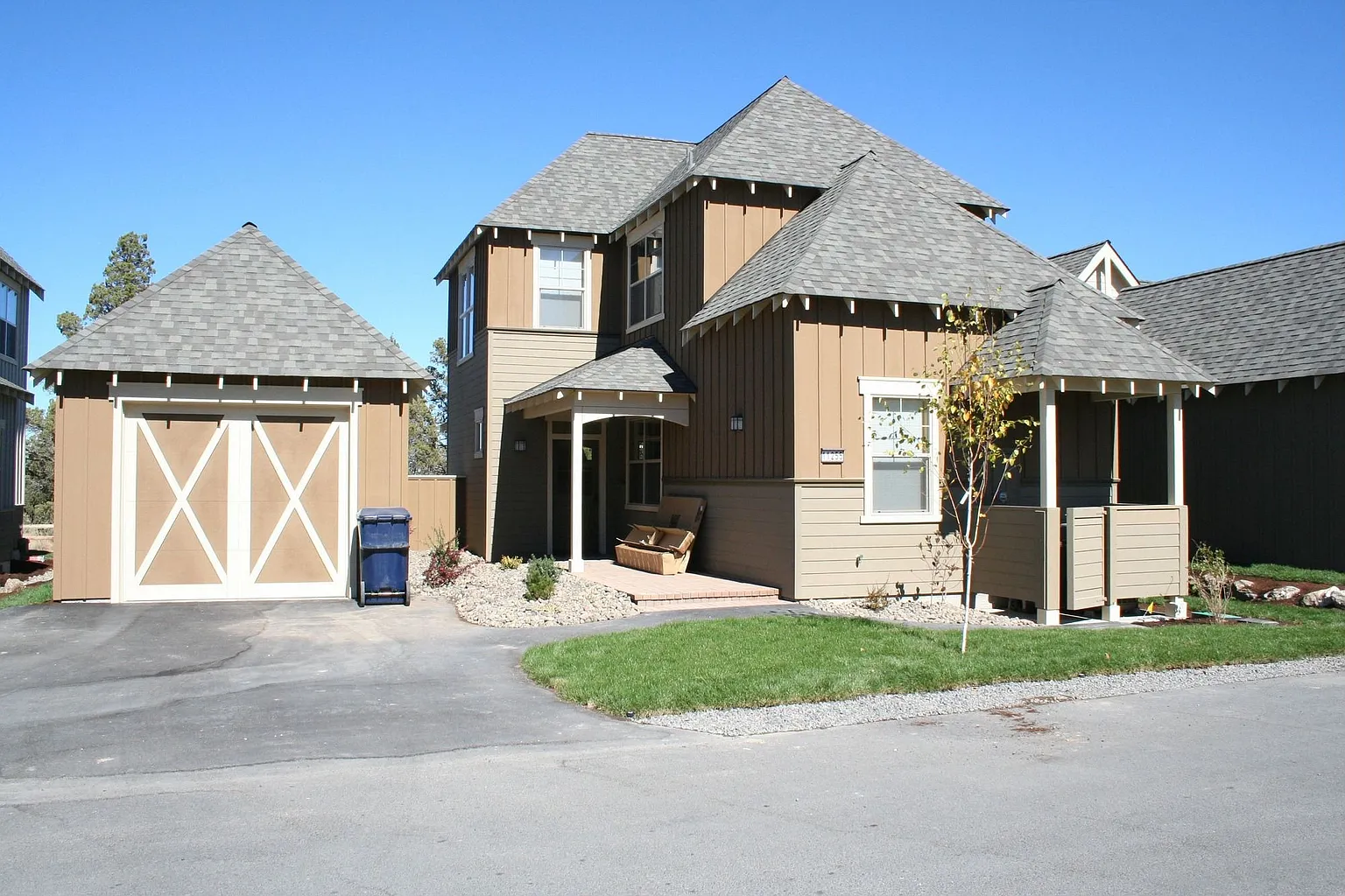 11255 Bunkhouse Ln photo 1