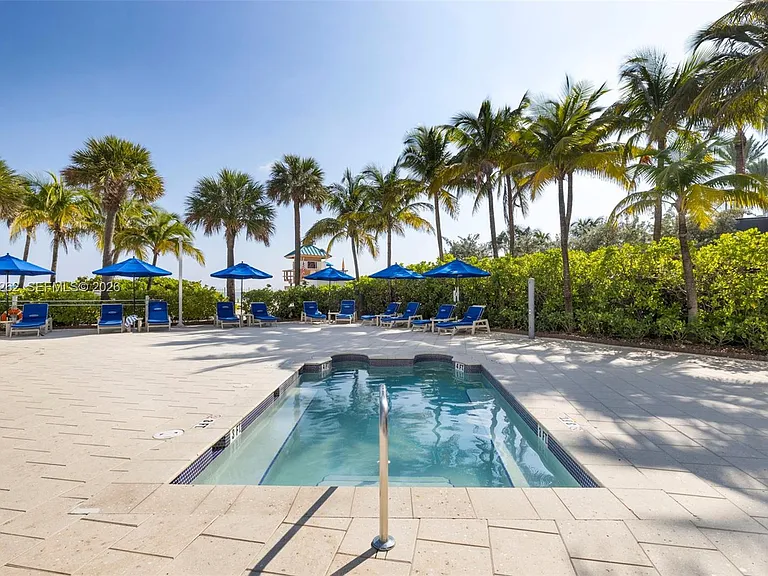 18671 Collins Ave #404 — Photo 45