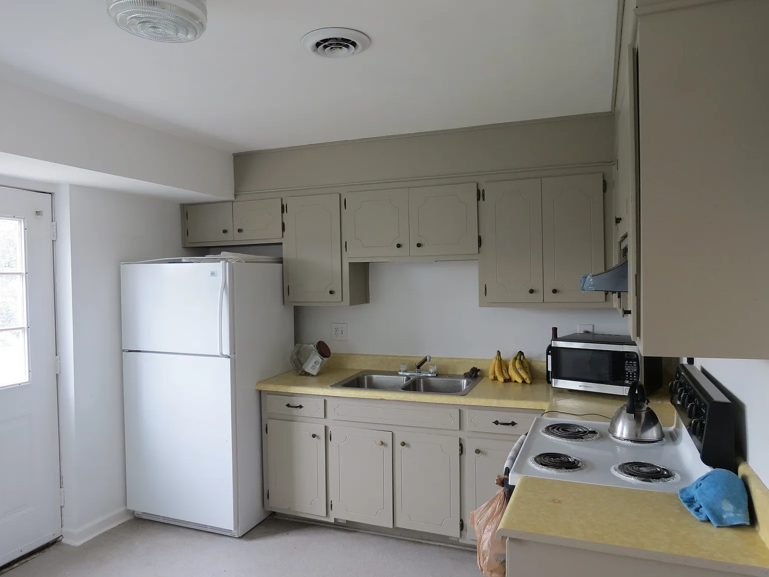 2 bed, 850 sqft, $850 — Photo 2