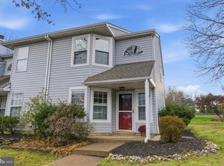 48 Old Mill Ln, Holland, PA 18966