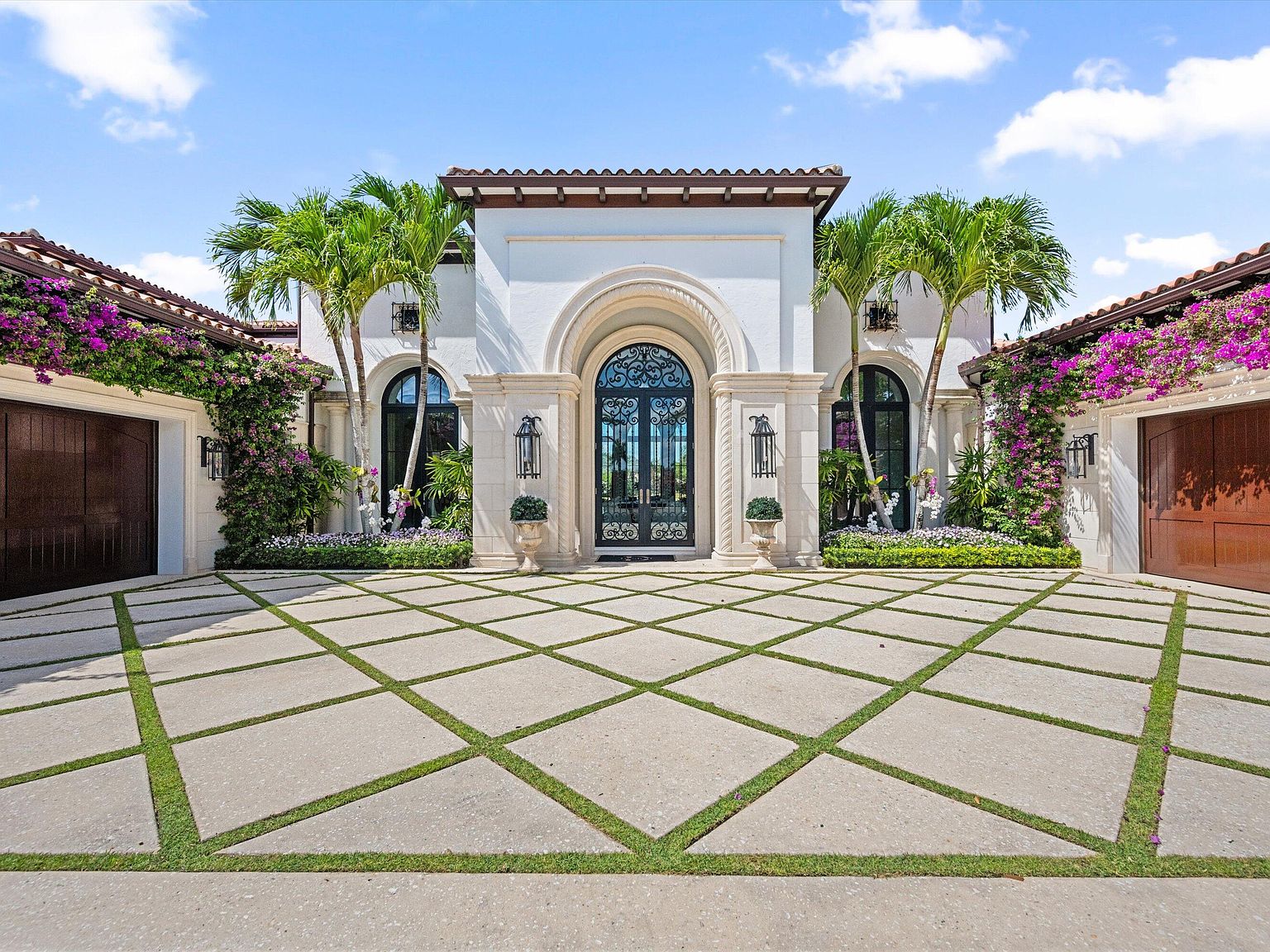 12521 Cypress Island Way