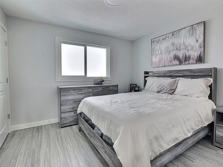 5111 E Primrose Green Dr — Photo 35