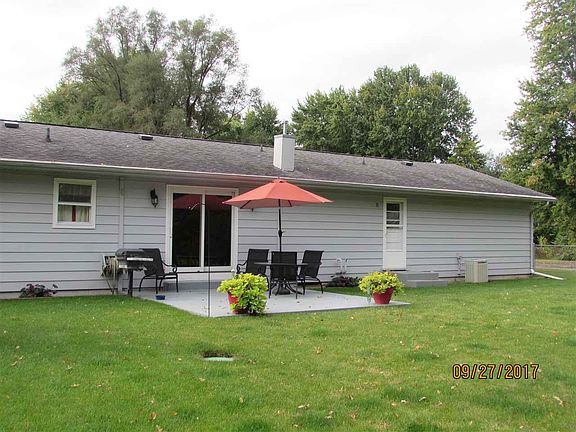 3rd image of 18819 Wilderness Dr