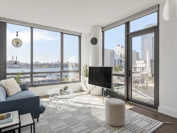 50 Greenpoint Avenue image 1 of 12