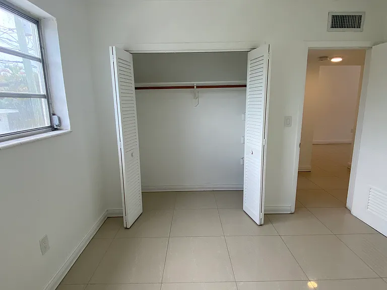 4410 W Flagler St — Photo 24