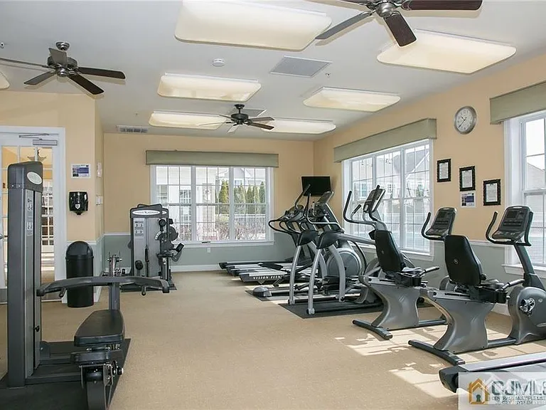 2224 Edward Stec Blvd — Photo 28