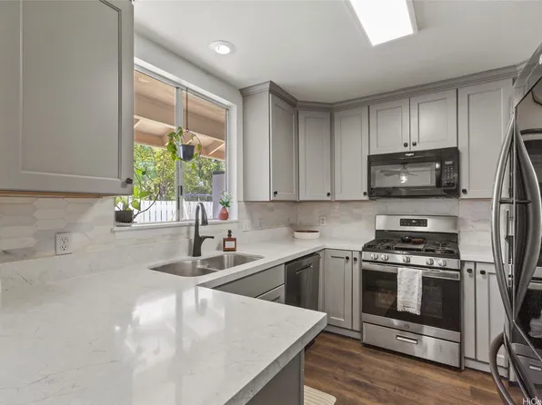 87-863 Kulauku St, Waianae, HI 96792