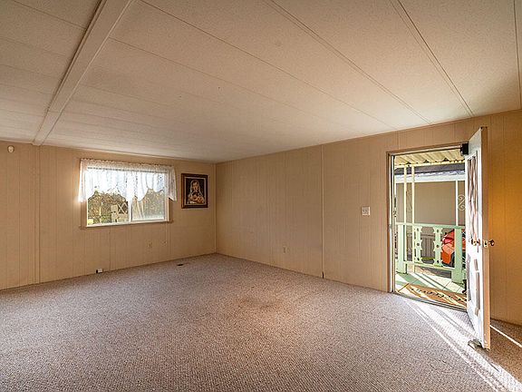 2nd image of 2084 Mustang Ln