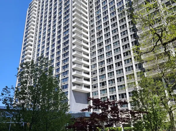 4250 N Marine Dr APT 511, Chicago, IL 60613