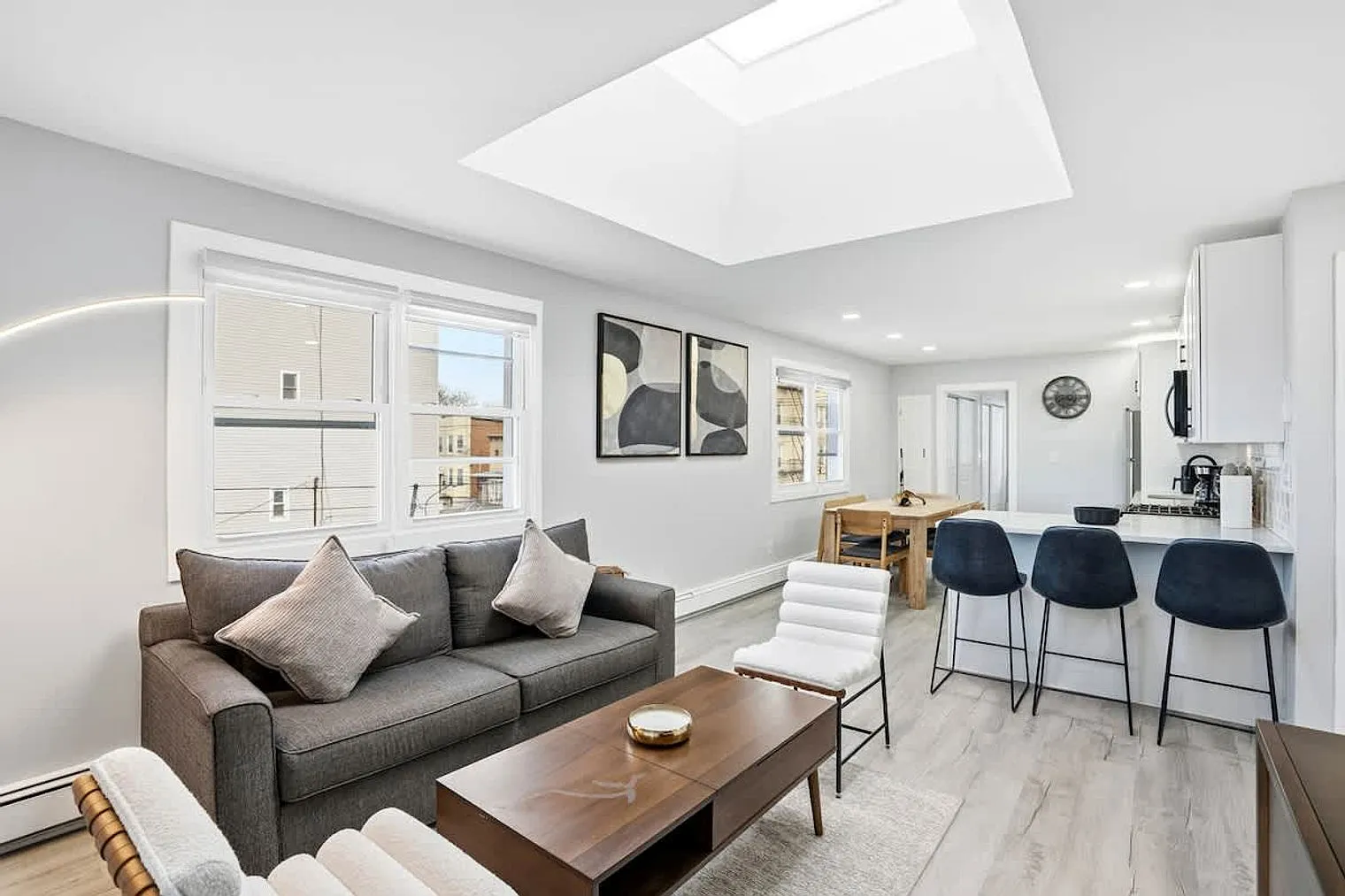 2 bed, 1.0 bath, 1496 sqft, $4,626 — Photo 1