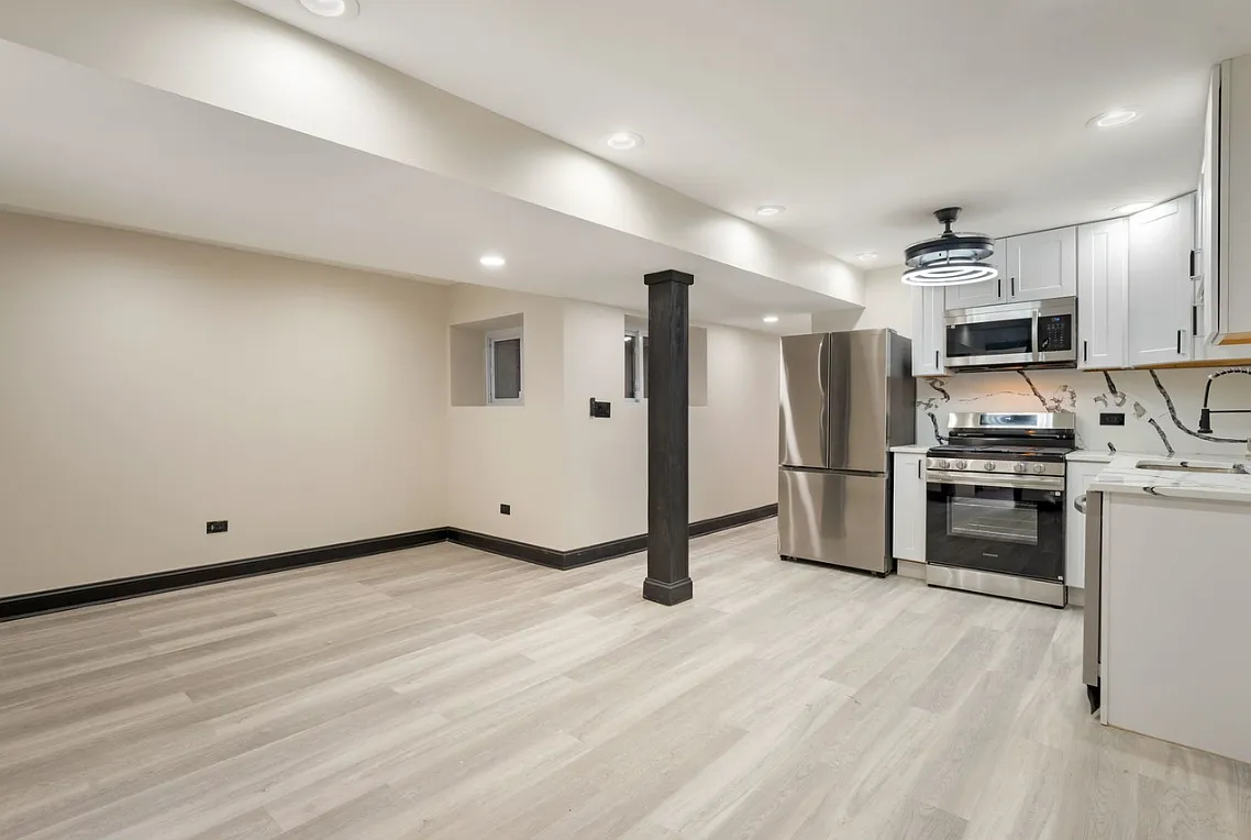 3 bed, 1600 sqft, $2,000 — Photo 3