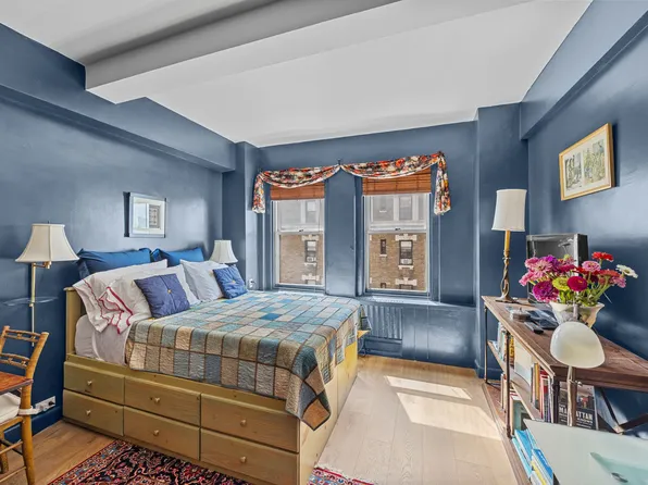 310 Riverside Drive image 1 of 10