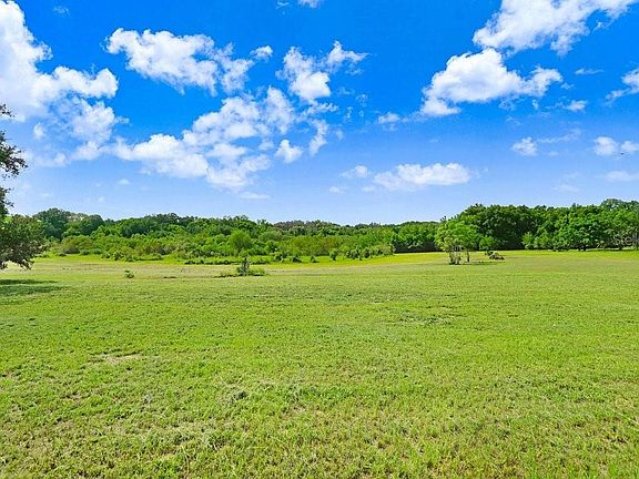 4th image of 37352 Trilby Rd