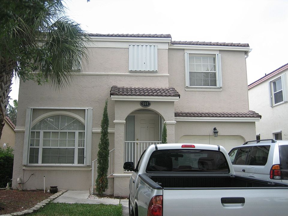 1st image of 664 NW 159th Ln