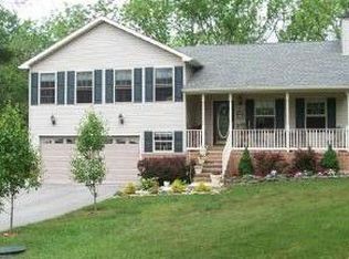 1171 Grand Valley Rd, Hanover, PA 17331