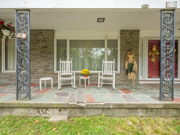 1000 Main Street, Somers, CT 06071