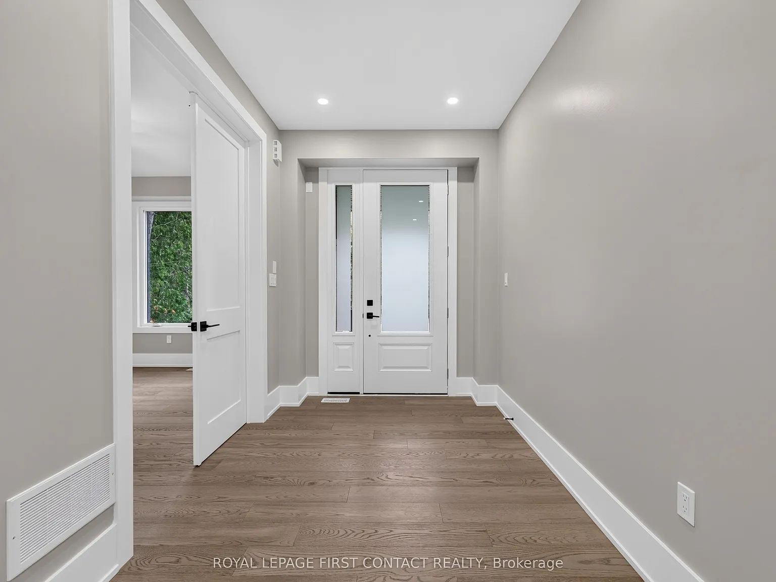 4 bed, $3,150 — Photo 2