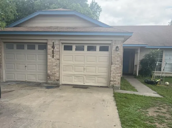 1911 Gracy Farms Ln APT A, Austin, TX 78758