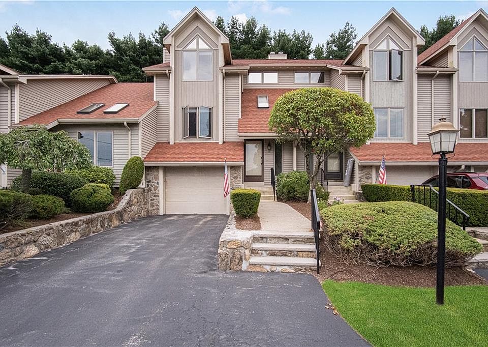 Shadow Brook Condominiums 1 Shadowbrook Ln Smithfield RI Zillow