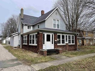 702 N Harrison St, Syracuse, IN 46567