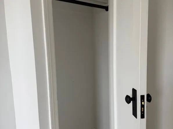 170 Ludlow Street image 3 of 10