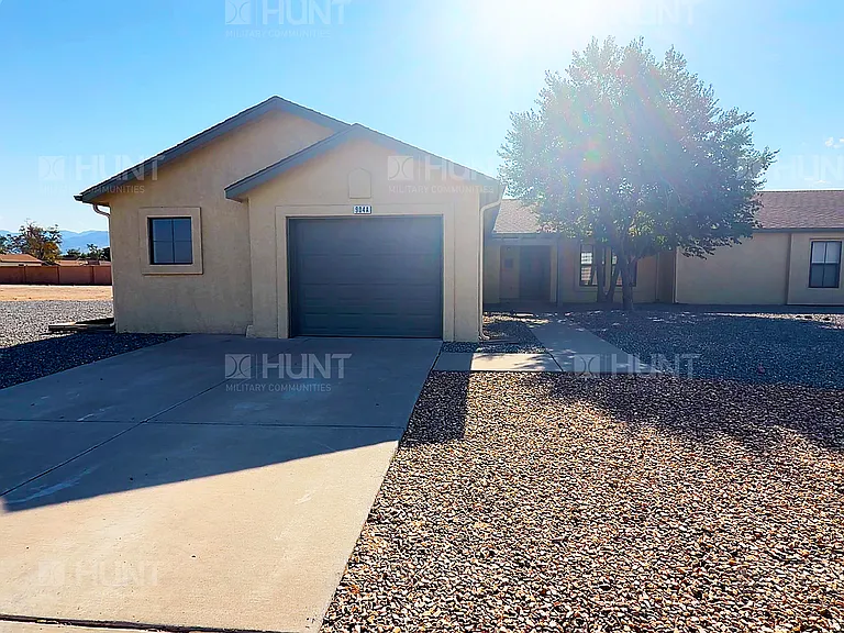 904A Yellowood Ct SE — Photo 3