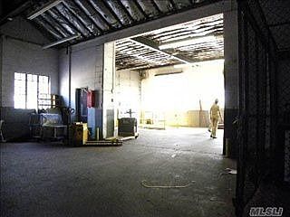 2nd image of 845 Raynor Ave
