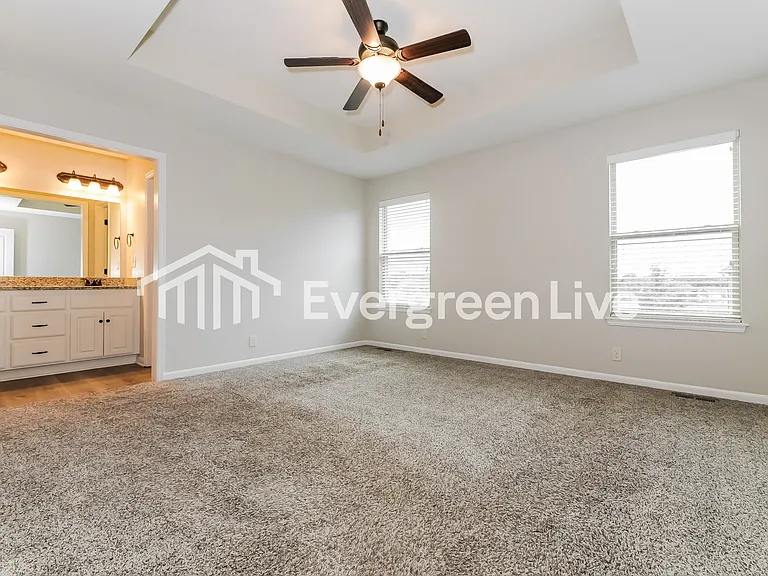 900 SW Chickadee Dr — Photo 9