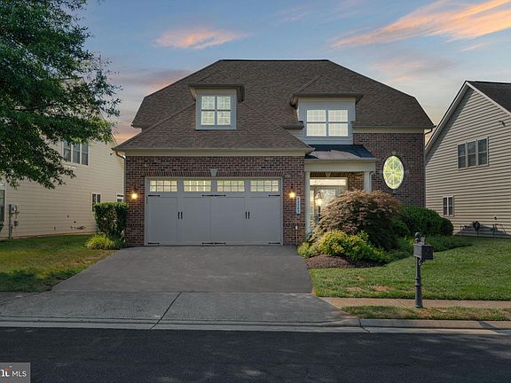 2nd image of 44549 Blueridge Meadows Dr