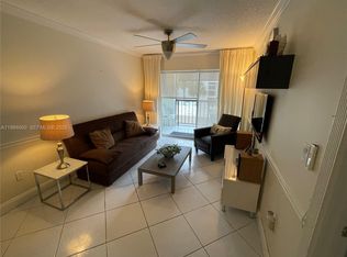 Le Cartier, Sunny Isles Beach, FL 33160