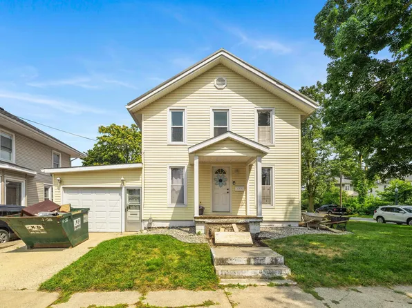 329 E Williams St, Kendallville, IN 46755