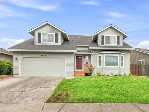 12647 SW Springwood Dr, Tigard, OR 97223