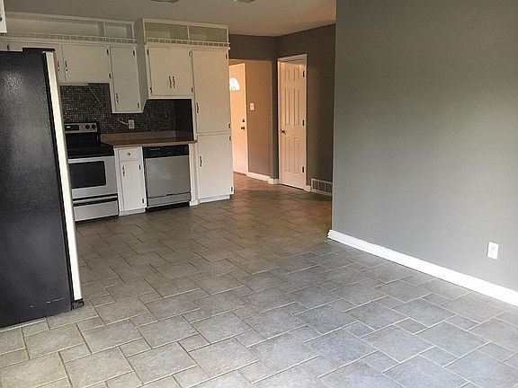 Dining area in kitchen