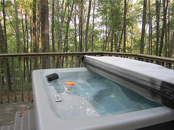5th image of 1889 Powder Springs Cir