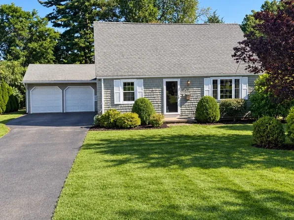 68 Wakeley Road, Newington, CT 06111