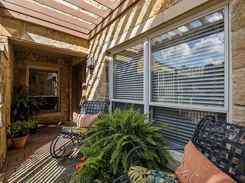2590 King Arthur Blvd, Lewisville, TX 75056 | MLS #21235703 | Zillow