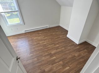 57 Main St, Webster, MA 01570
