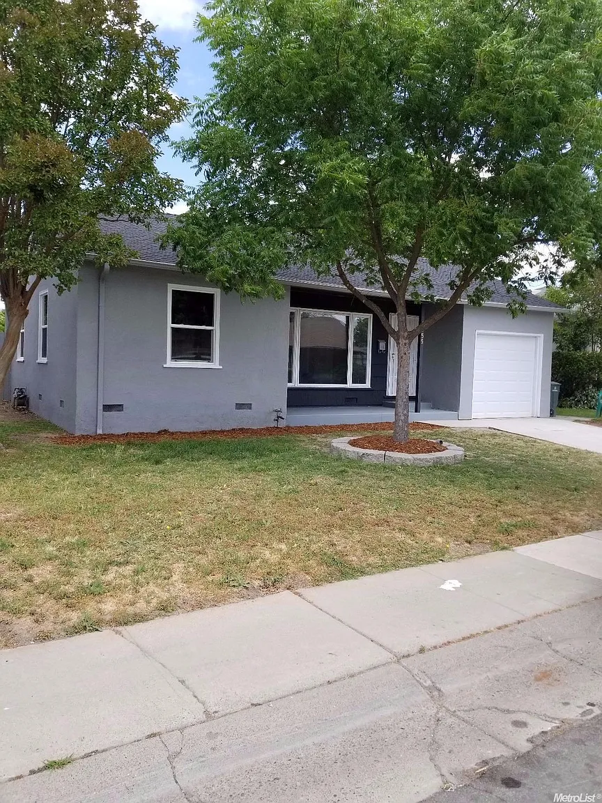 1455 38th Ave photo 1