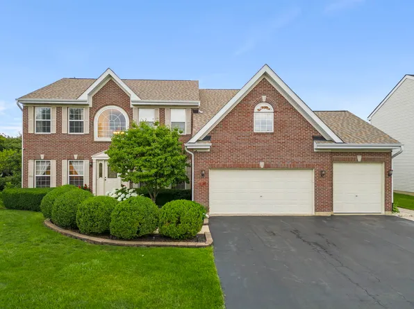 450 Raintree Dr, Oswego, IL 60543