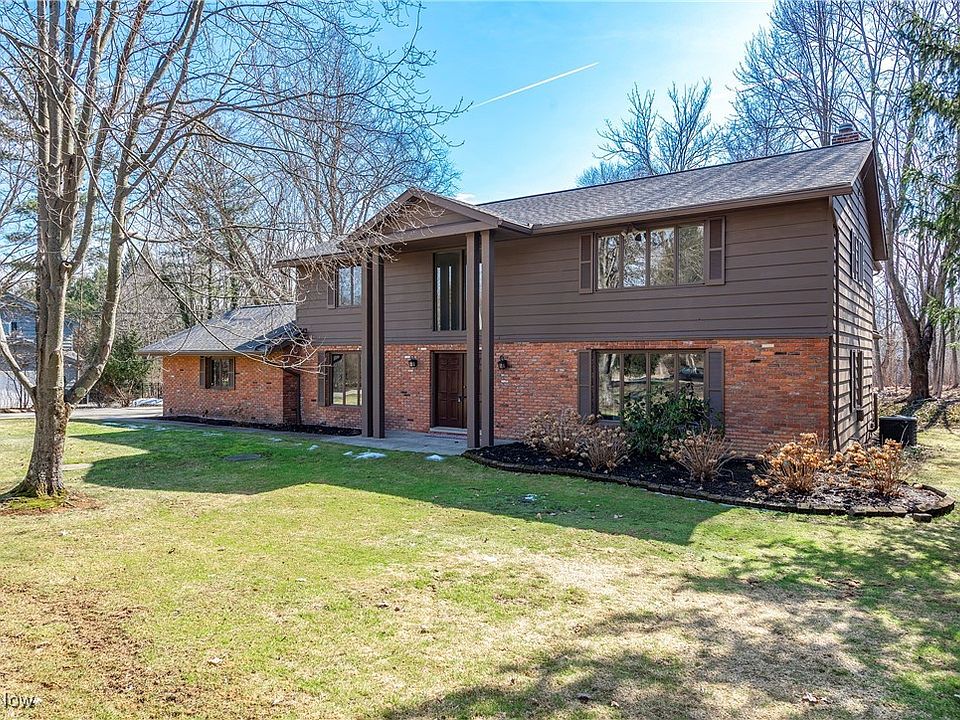 1st image of 29750 Fairmount Blvd