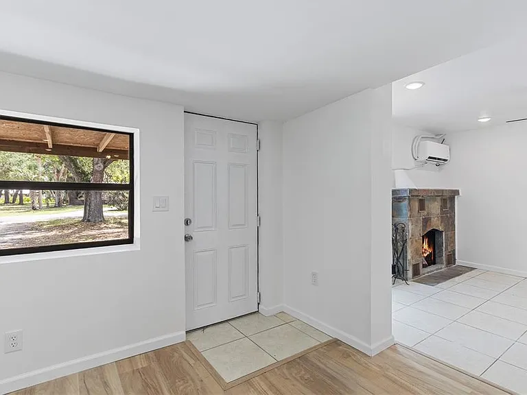 23094 Central Ave — Photo 3